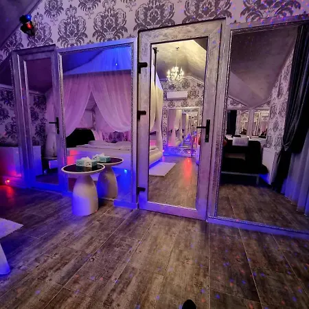 Anadi Boutique Only Adult 2* Brașov