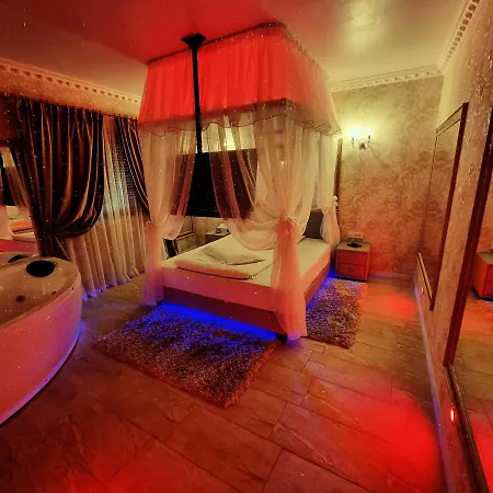 Anadi Boutique Only Adult Brașov